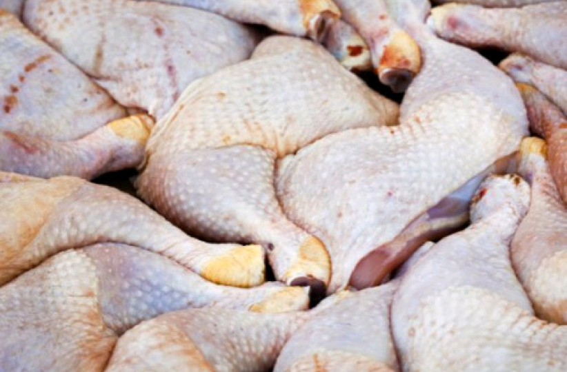 Des cuisses de poulet.