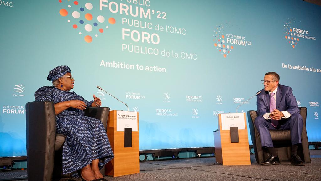 Le Forum public 2022 s’ouvre sur un avertissement de la DG Okonjo-Iweala contre le danger de “faire comme si de rien n’était”