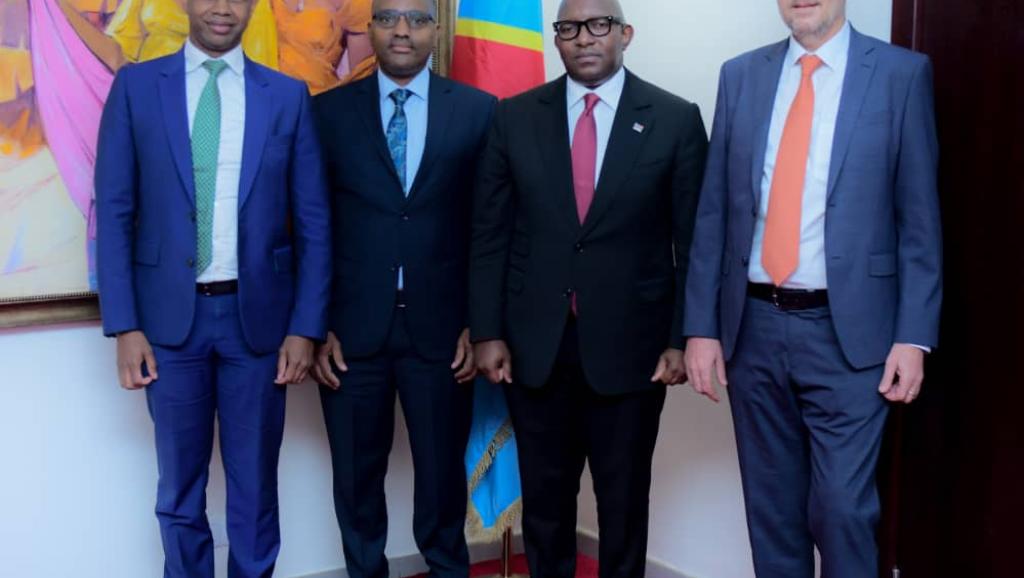Pour l'occasion, ce haut cadre de KCB a présenté ses civilités au chef du gouvernement congolais 