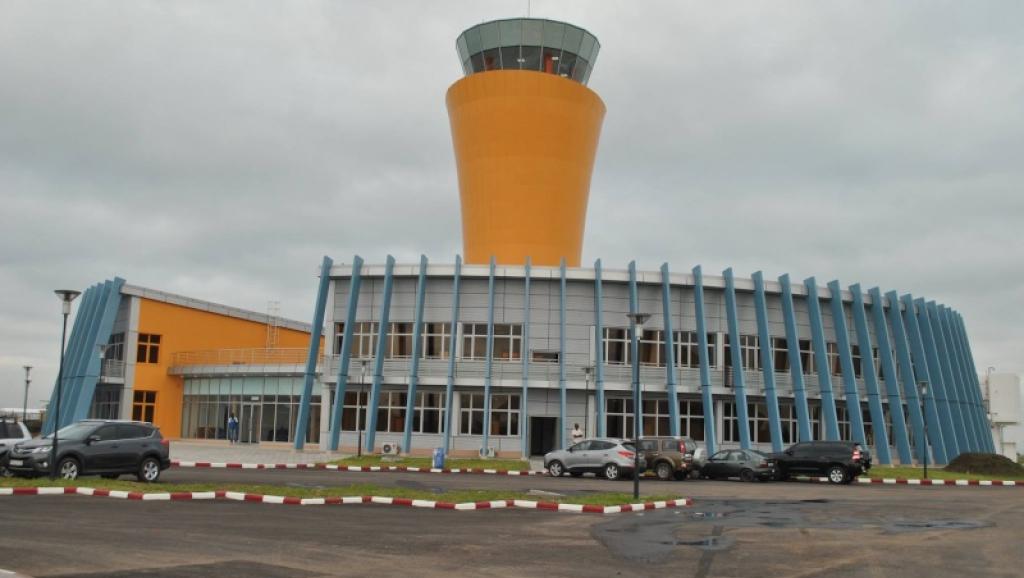 La nouvelle tour de contrôle de l'aéroport de N'djili