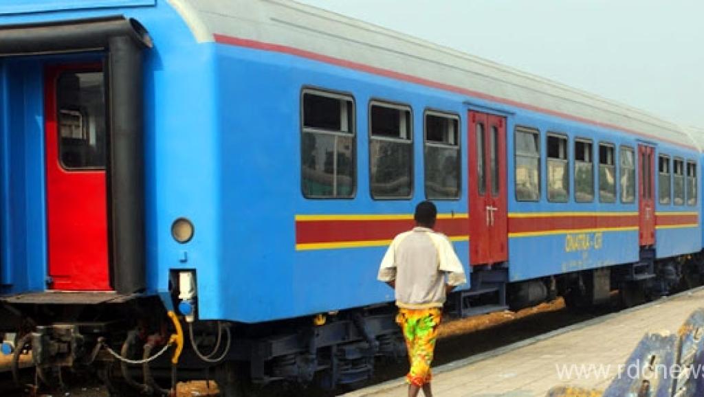 Des wagons passagers à la Gare centrale de Kinshasa. Photo d'illustration