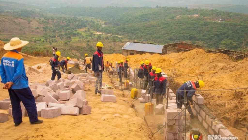 Construction de la route. Photo d'illustration. 