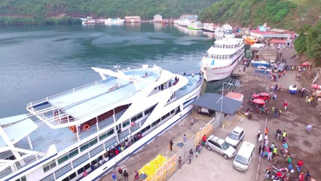 Bateau au bord du lac Kivu. Ph. Droits tiers 