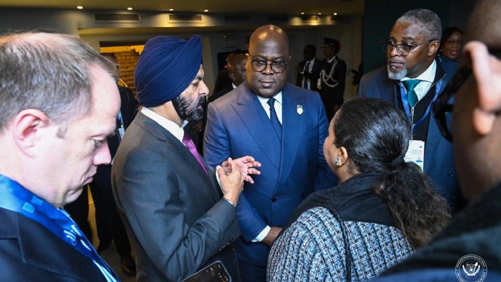 Lors de l' échange de Félix Tshisekedi avec le président du Groupe de la Banque mondiale, Ajaypal Singh Banga.
