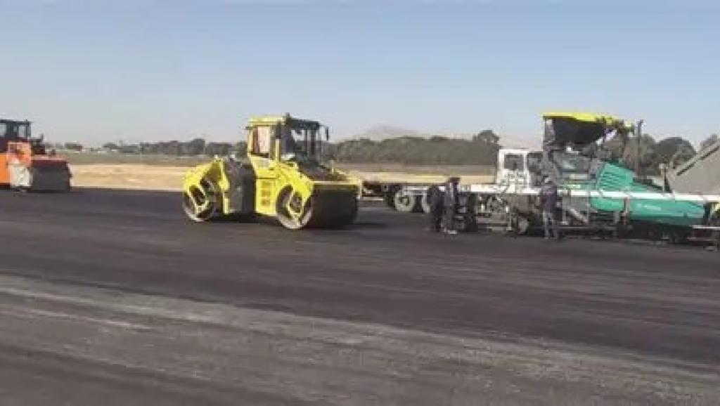 Aéroport en construction 