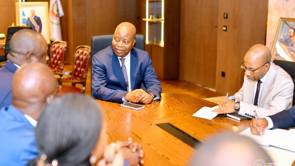 Lors des échanges avec le ministre provincial du Budget de la province de la Tshopo, Senold Tandia et la délégation de CSAC