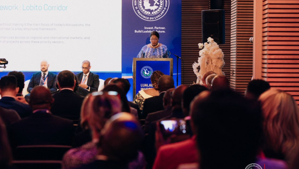 Fifi Masuka, gouverneure de la province de Lualaba face aux investisseurs internationaux à Cape Town, en Afrique du Sud