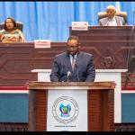 Doudou Fwamba devant l'Assemblée nationale