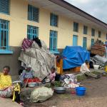 Les réfugiés, dont les enfants dans une école à Goma