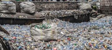 Pour améliorer les faibles taux de collecte des déchets en Afrique, il est important d’investir dans des infrastructures de recyclage