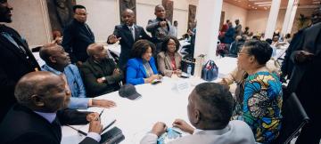 La Première ministre Judith Suminwa échangeant avec la diaspora congolaise à Bruxelles 