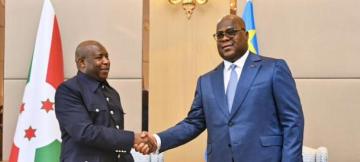 Evariste Ndayishimiye et Félix Tshisekedi,  respectivement présidents du Burundi et du Rwanda