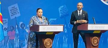 Thérèse Kayikwamba Wagner, cheffe de la diplomatie congolaise, et Patrick Muyaya, porte-parole du gouvernement congolais
