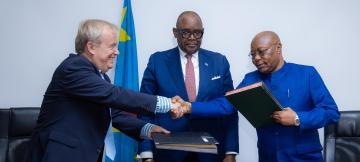 Le ministre des Mines présidant la cérémonie de signature de l'Accord- cadre entre le Fomin et Adex Platform AG