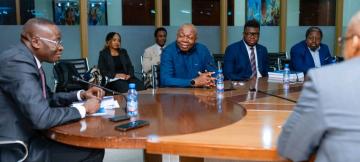 Le VPM Daniel Mukoko Samba à l'écoute de la délégation du Corps de l'élite scientifique de l'UDPS/Tshisekedi.