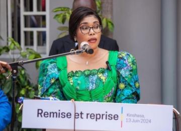 La ministre des Affaires foncières, Acacias Bandubola Mbongo