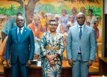 La PM Judith Suminwa a eu des échanges avec le ministre de la Santé et le DG de Africa CDC