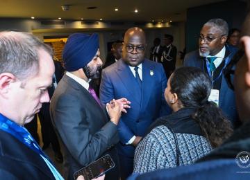 Lors de l' échange de Félix Tshisekedi avec le président du Groupe de la Banque mondiale, Ajaypal Singh Banga.