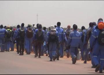 Travailleurs dans les mines