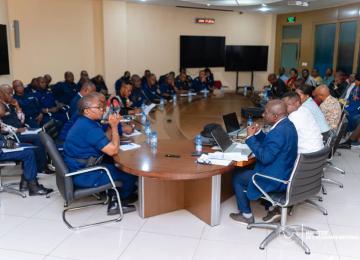 Le ministère de l'Économie nationale en réunion de coordination avec la PNC pour l'application effective de la réforme sur le petit commerce et le commerce de détail en RDC.
