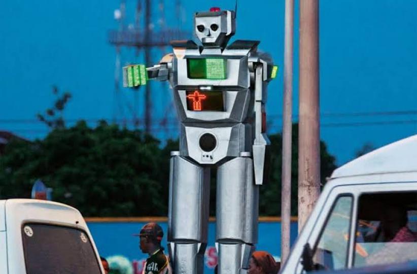 Robot roulage, œuvre de Thérèse Kirongozi. Ph. Droits tiers. 