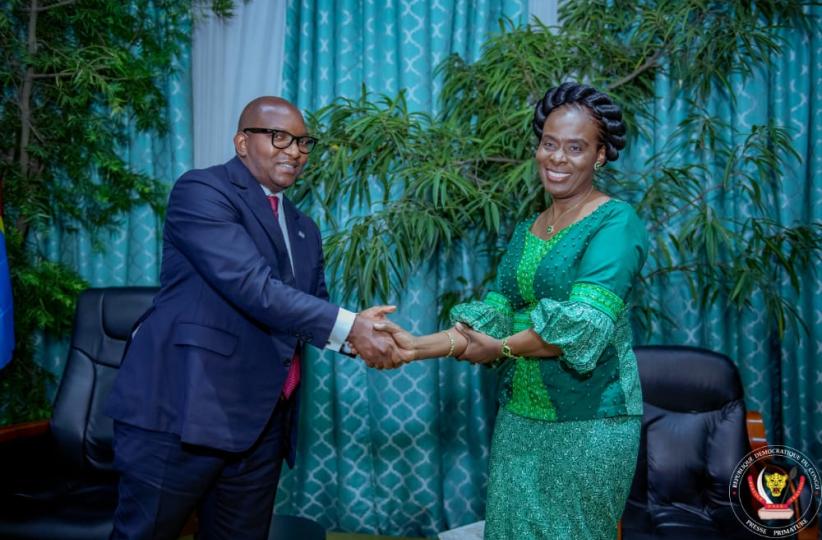Le Premier Ministre Sama Lukonde et la ministre du Portefeuille Adèle Kahinda 