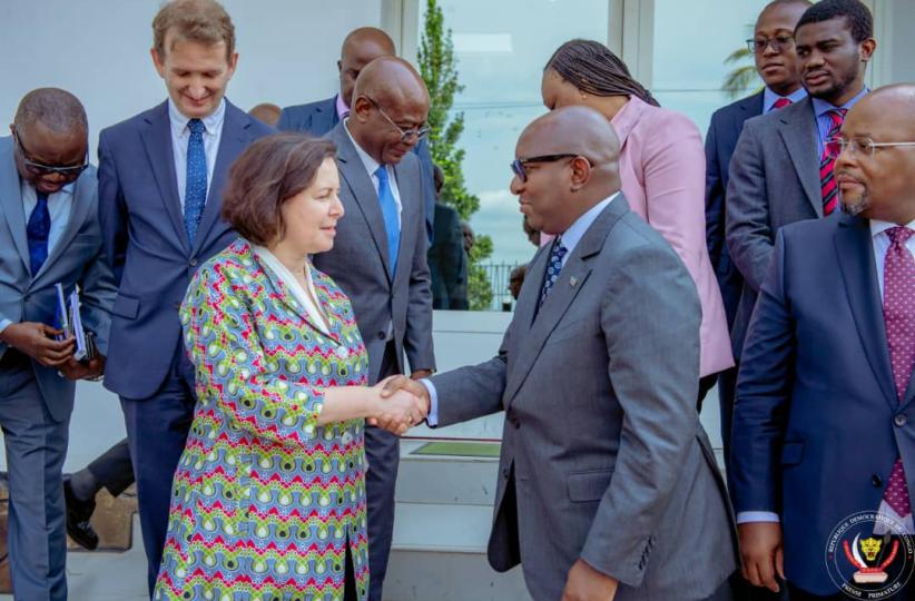 Le Premier Ministre Sama Lukonde a reçu cette semaine la chef de mission du FMI Mme Mercedes Vera Martin à Kinshasa 
