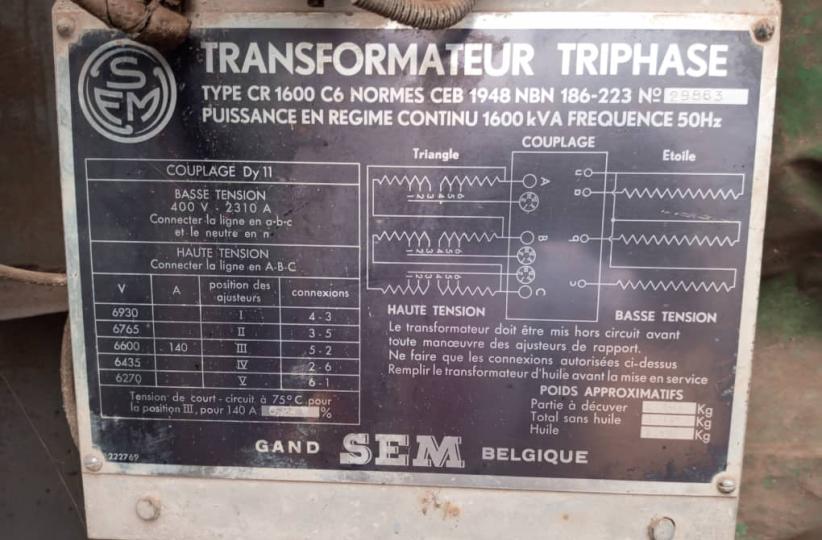 L'étiquette d'un transformateur déclassé par la CILU et déposé dans les installations de la SNL/LUKALA