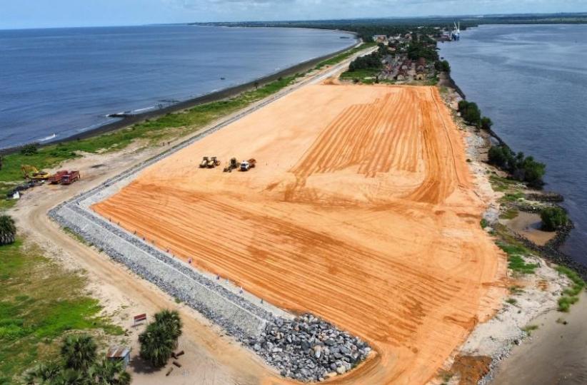 Le chantier du Port en eaux profondes de Banana