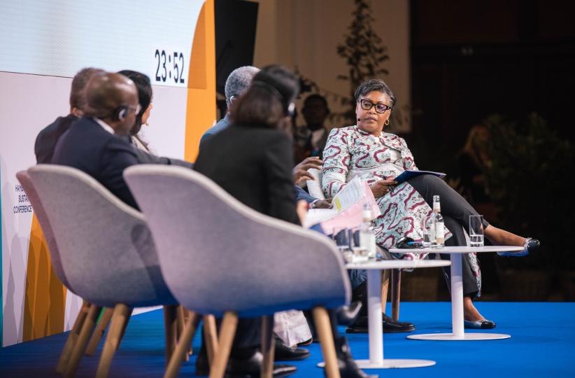 Judith Suminwa à la conférence de Hambourg 