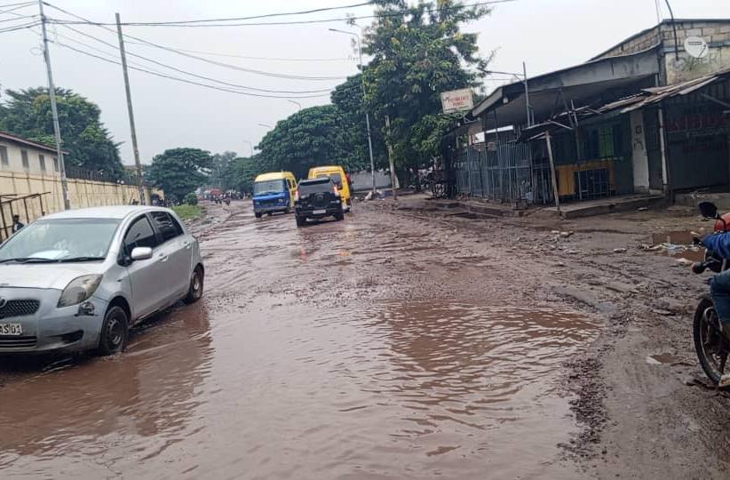 L'état des routes à Kinshasa. Photo Deskeco