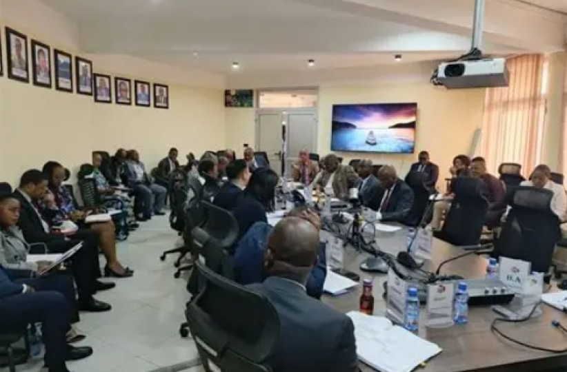 L'équipe de la Direction générale de dette publique. Cette image est tirée du site officiel de la DGDP