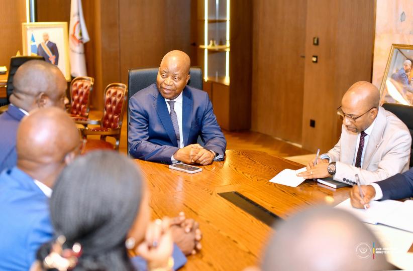 Lors des échanges avec le ministre provincial du Budget de la province de la Tshopo, Senold Tandia et la délégation de CSAC